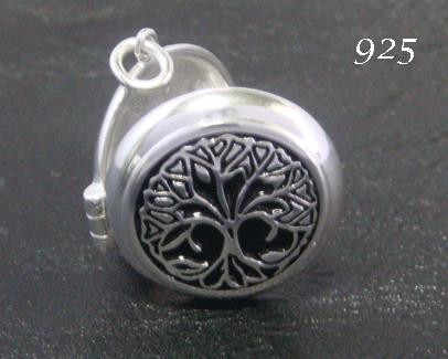Tree of Life Necklace Locket with Intricate Celtic Tree - Click Image to Close